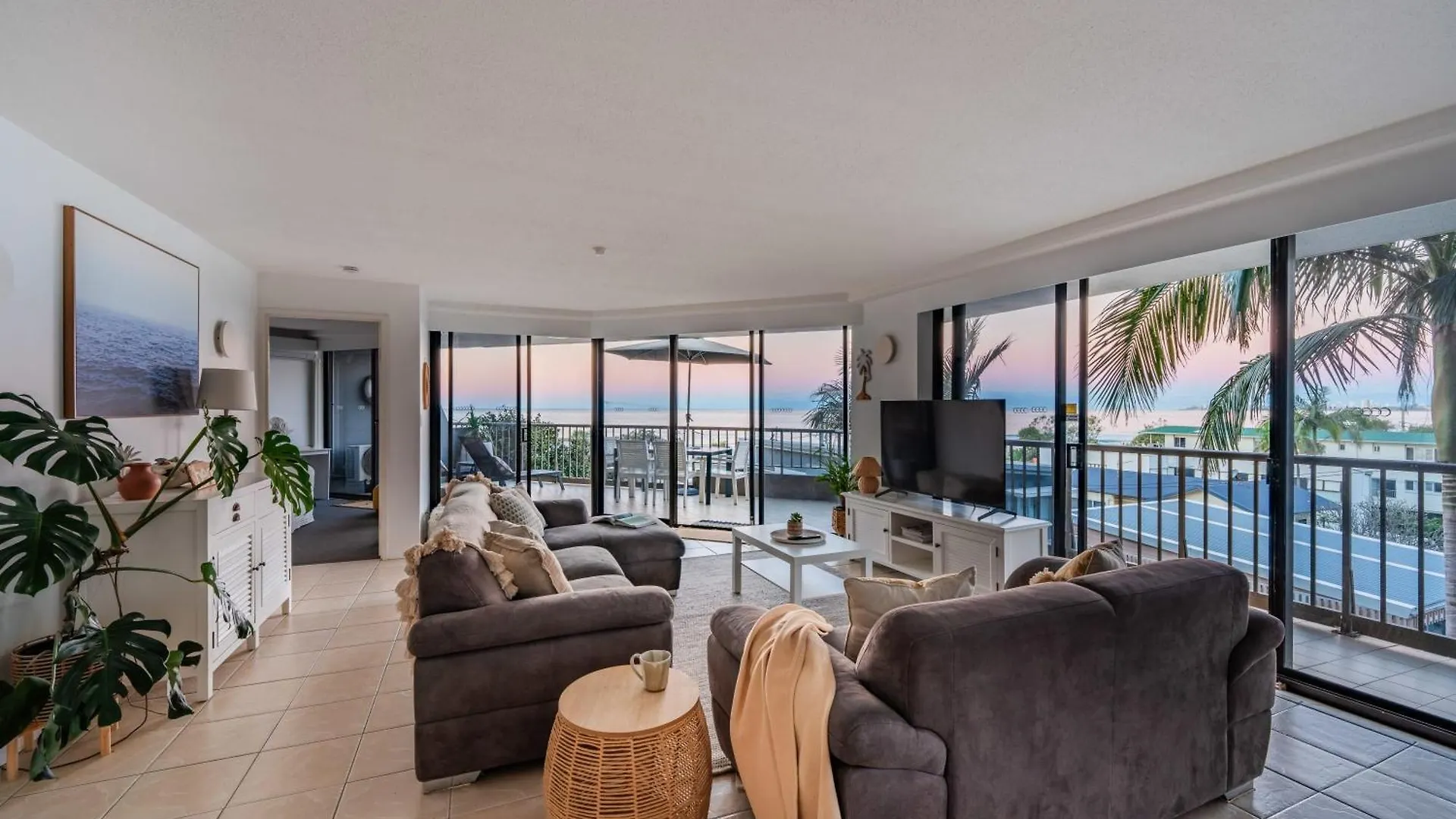 The Rocks 3J Apartment Gold Coast